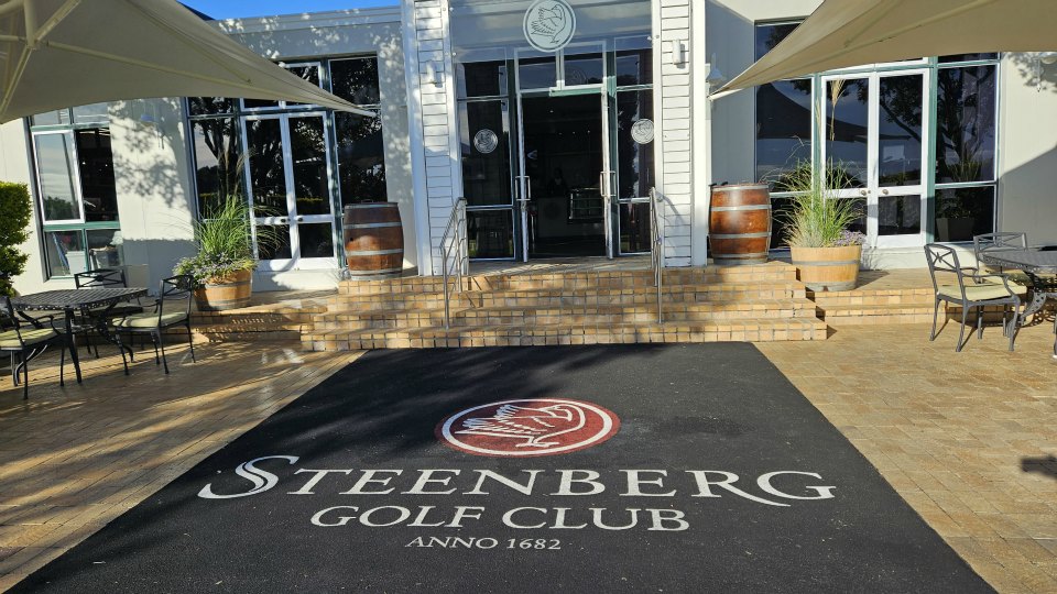 <h2>The Best of South Africa Escorted 2023</h2> 14 Nights | 6 Rounds | March 11 - 25